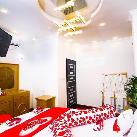 Hotel White House Anuradhapura Bagian luar foto