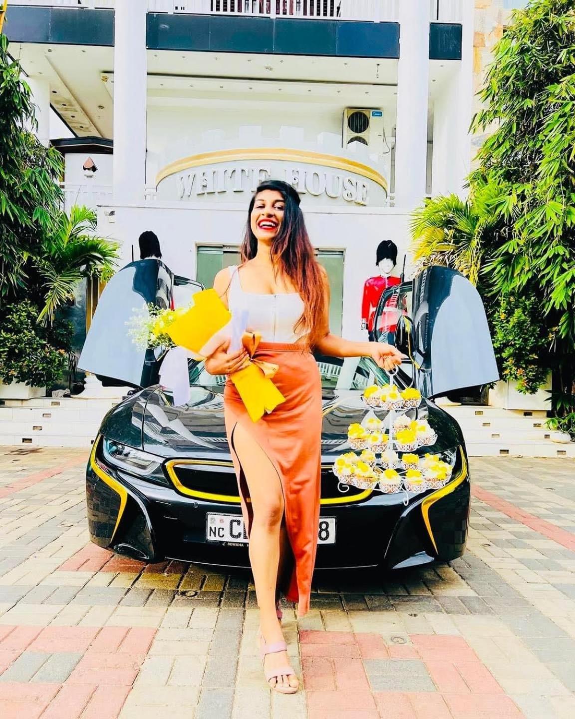 Hotel White House Anuradhapura Bagian luar foto