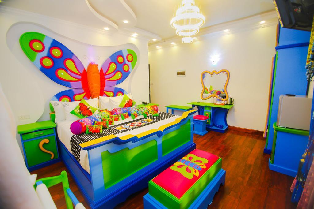 Hotel White House Anuradhapura Bagian luar foto