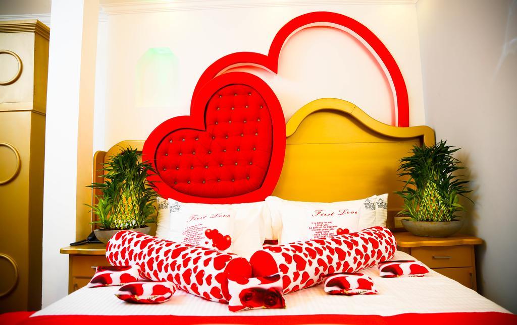 Hotel White House Anuradhapura Bagian luar foto